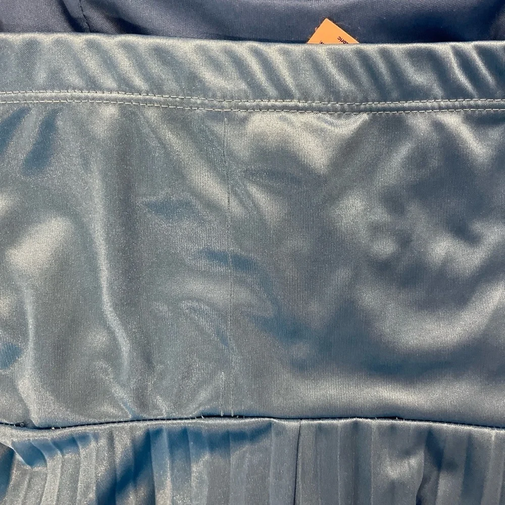 Speechless vintage electric blue halter fit & flare pleated party dress. Size S. - Picture 8 of 9